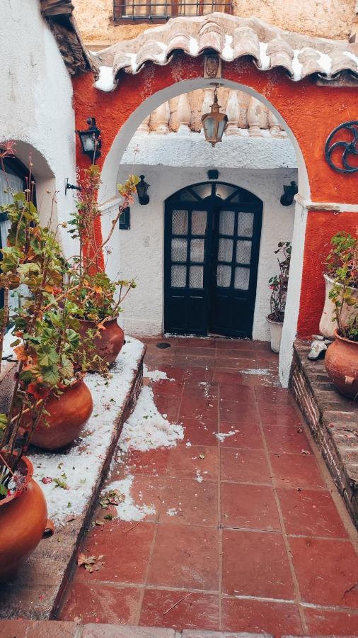 Hotel Casa de Huéspedes María Victoria Potosí Esterno foto